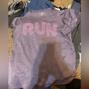 Brookes work out purple shirt
